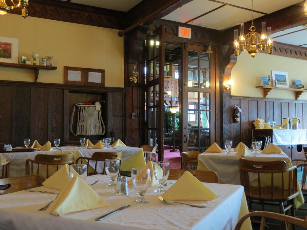 Prince Of Wales Hotel Waterton Park Ngoại thất bức ảnh