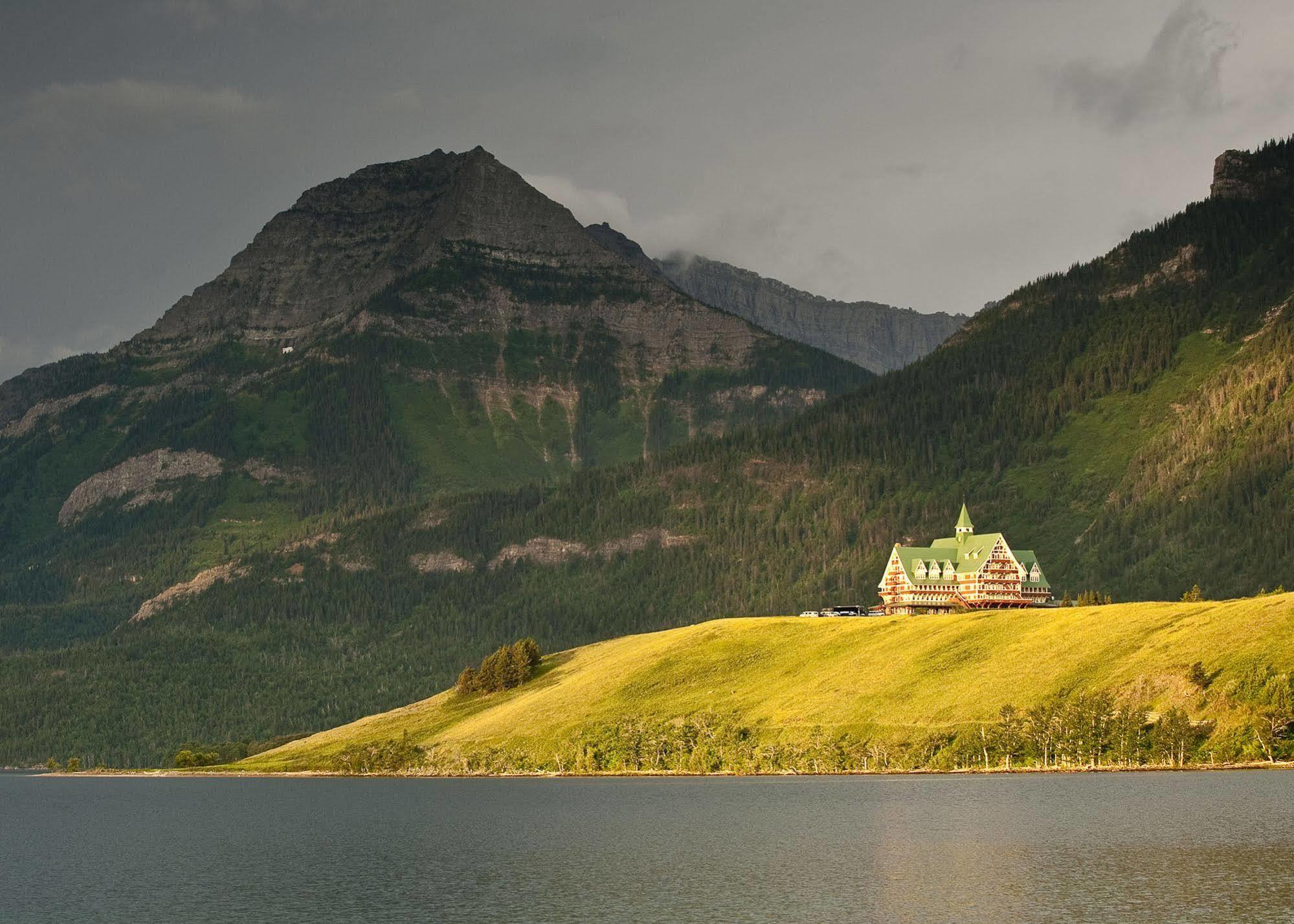 Prince Of Wales Hotel Waterton Park Ngoại thất bức ảnh